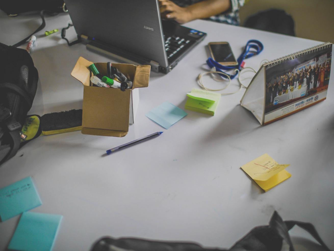 Environnement d'apprentissage moderne avec outils de gestion financière